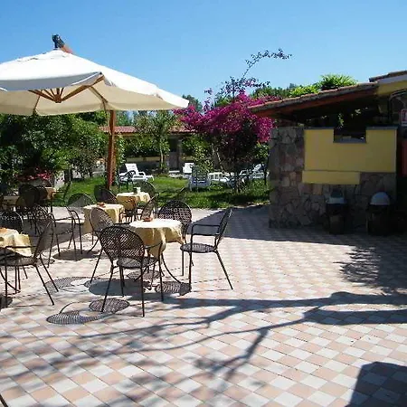 Villaggio Tabu ホテル 3*