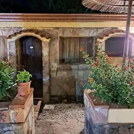 호텔 Villaggio Tabu 팔리누로