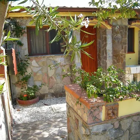 ホテル Villaggio Tabu パリヌロ