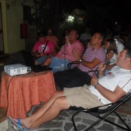 Villaggio Tabu ホテル パリヌロ