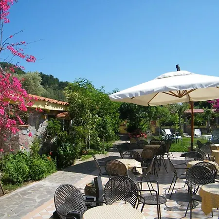 Villaggio Tabu 3* パリヌロ