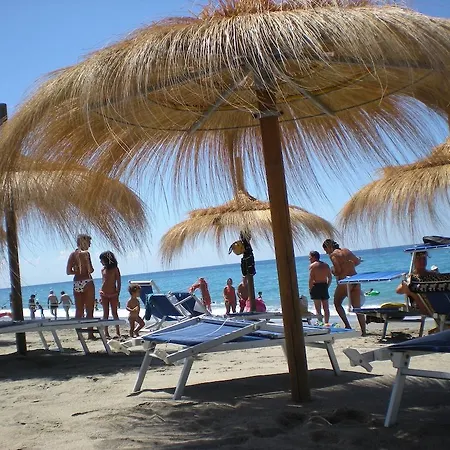 Hotel Villaggio Tabù 3*
